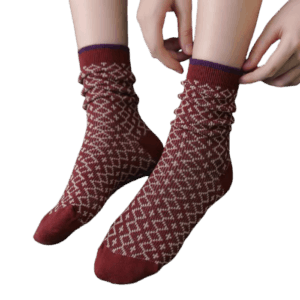OEM Wholesale Women's Collegiate Medium-tube Cotton Socks with A Grid Pattern