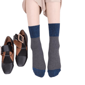 OEM Wholesale Women's Seasonal Retro Medium Tube Bright Silk Socks